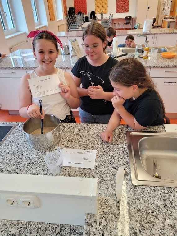 Unterrichtsplanung "Vögel - Meisenknödel selbst herstellen"