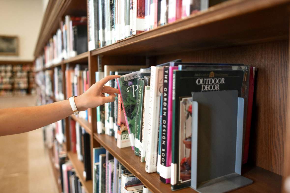 Studium Bibliothek