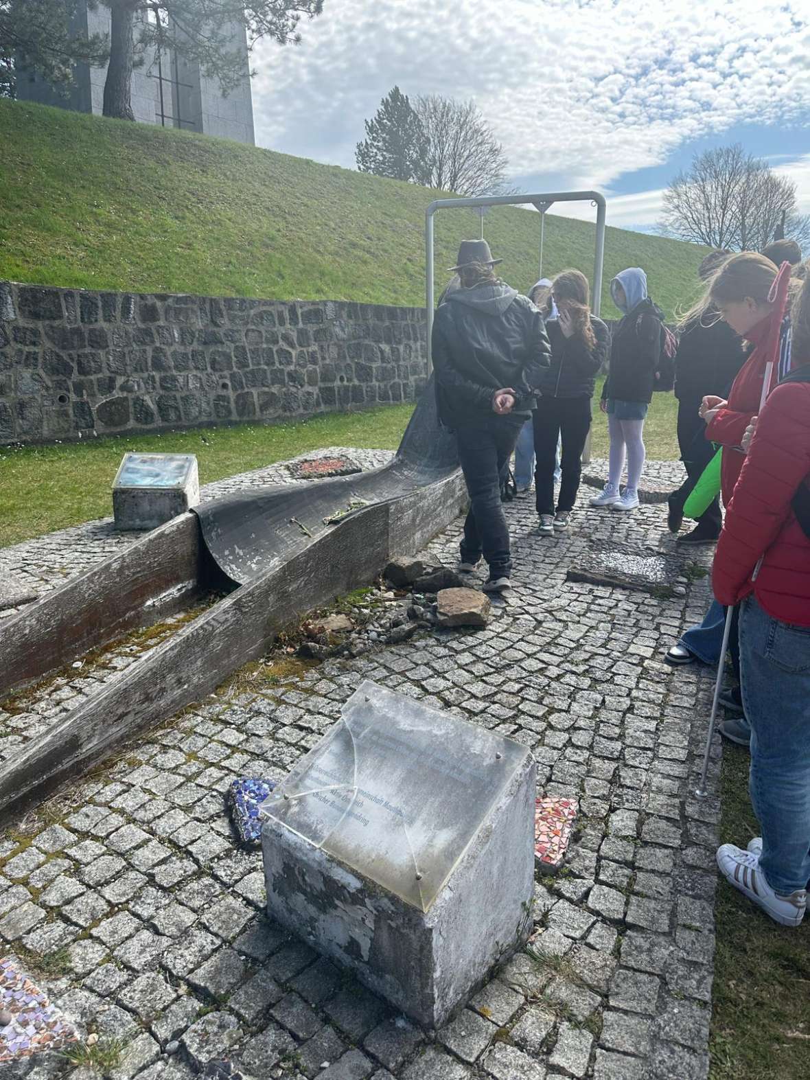 Bild 2 Mauthausen.jpg